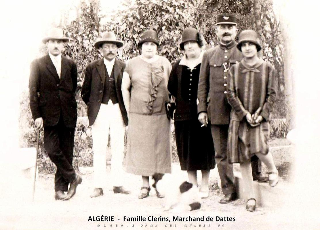 Algerie - Famille Clerins - Marchand de Dattes1.jpg